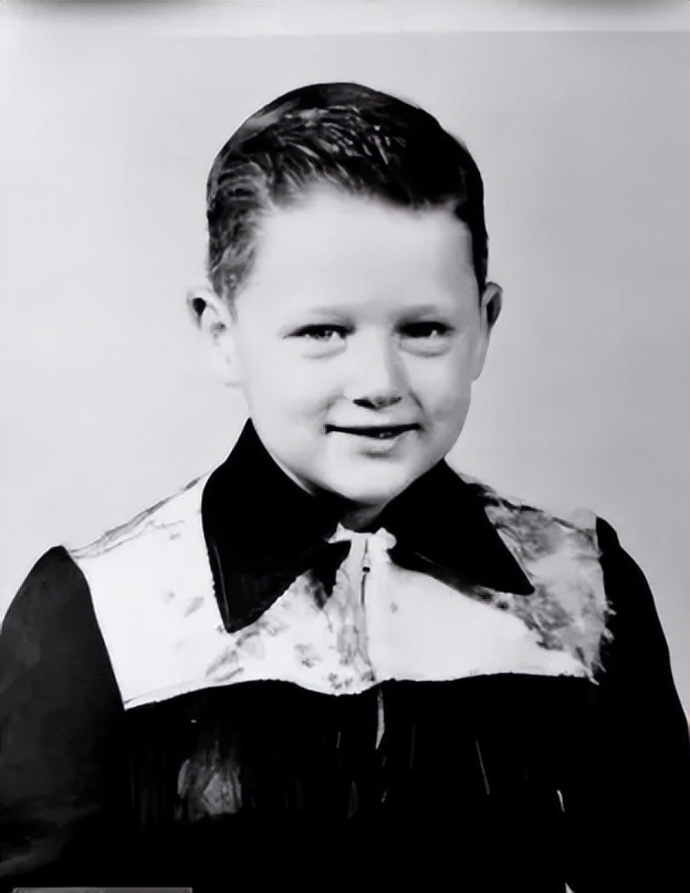 克林顿：美国丑闻最多的总统，任上出轨被判无罪，美国人特喜欢他