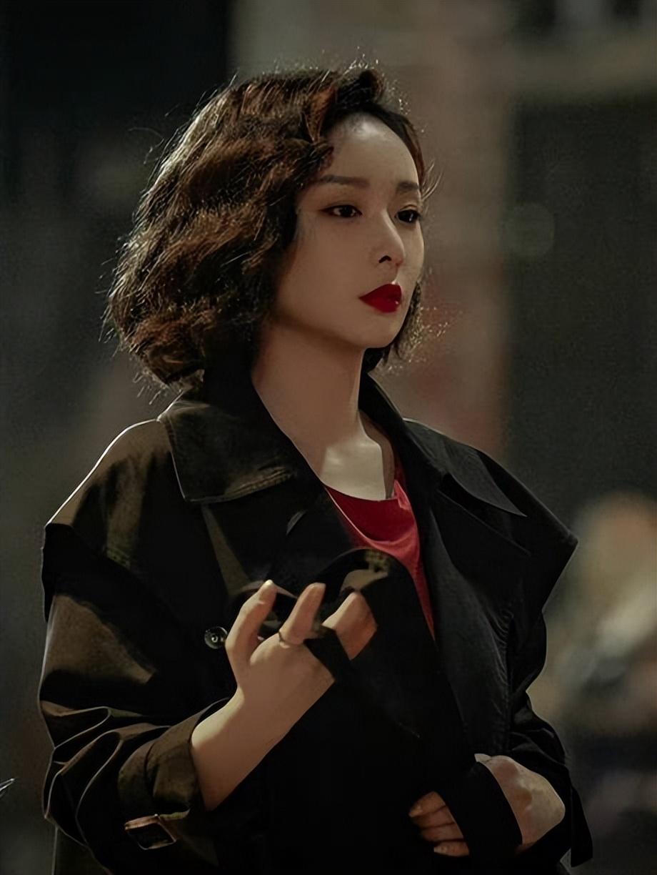 “陈书婷”高叶：不靠“搔首弄姿”，不卖弄风情，她凭什么成功？