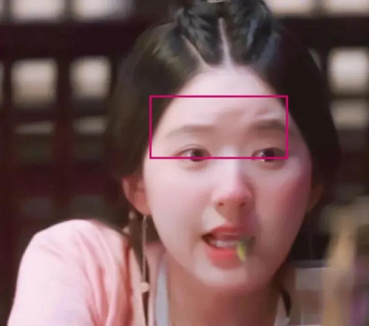 为什么总有人觉得赵露思长得普通？让我们深扒这几点