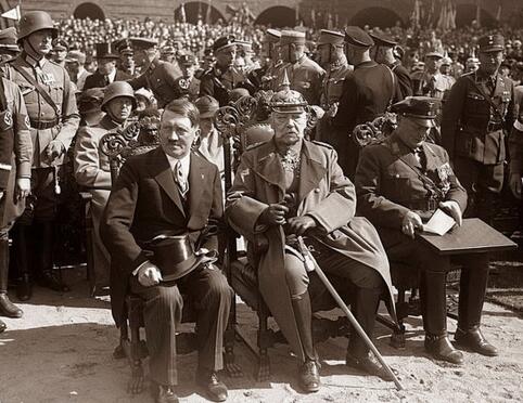 图说二战人物:第三帝国元首希特勒的一生