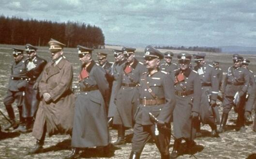 图说二战人物:第三帝国元首希特勒的一生