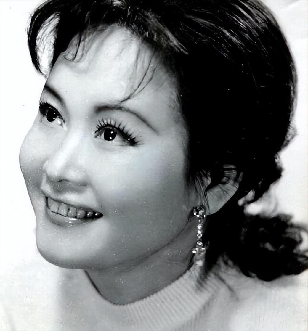 李谷一简介及个人简历（李谷一：80岁了，自然老去，是我对岁月最好的致敬）