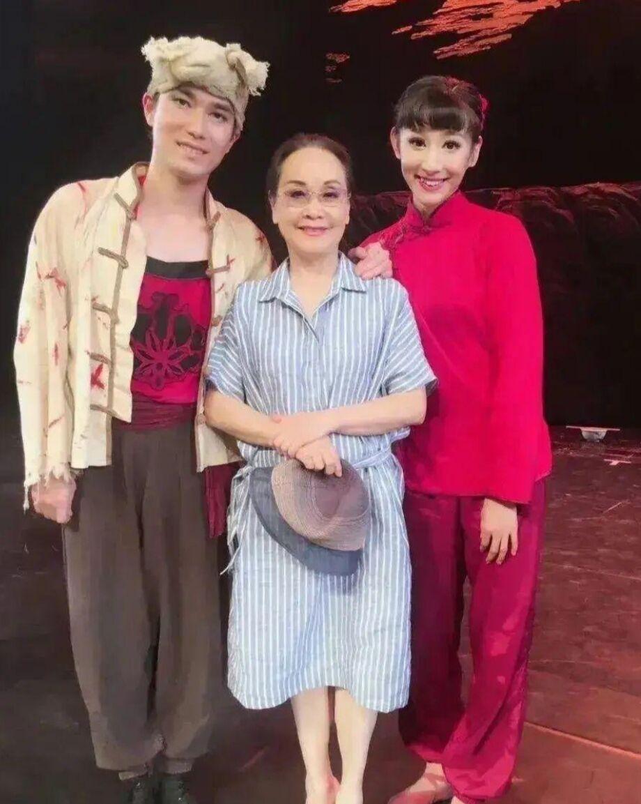 李谷一简介及个人简历（李谷一：80岁了，自然老去，是我对岁月最好的致敬）