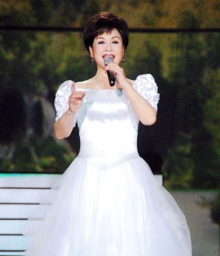 李谷一简介及个人简历（李谷一：80岁了，自然老去，是我对岁月最好的致敬）