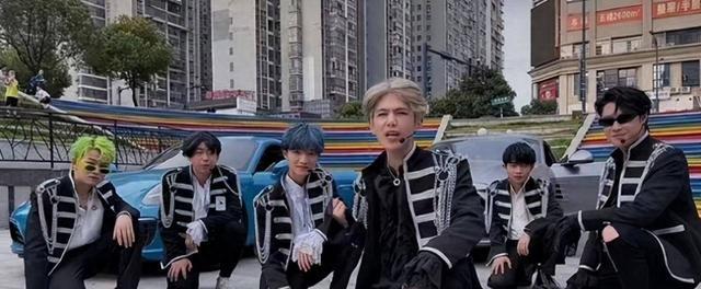 月赚500万!网红鹿哈的23岁,竟然比鹿晗赚的还多?