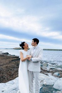 ​萧敬腾与经纪人林有慧官宣结婚 林有慧：不得了啦我是人妻啦！