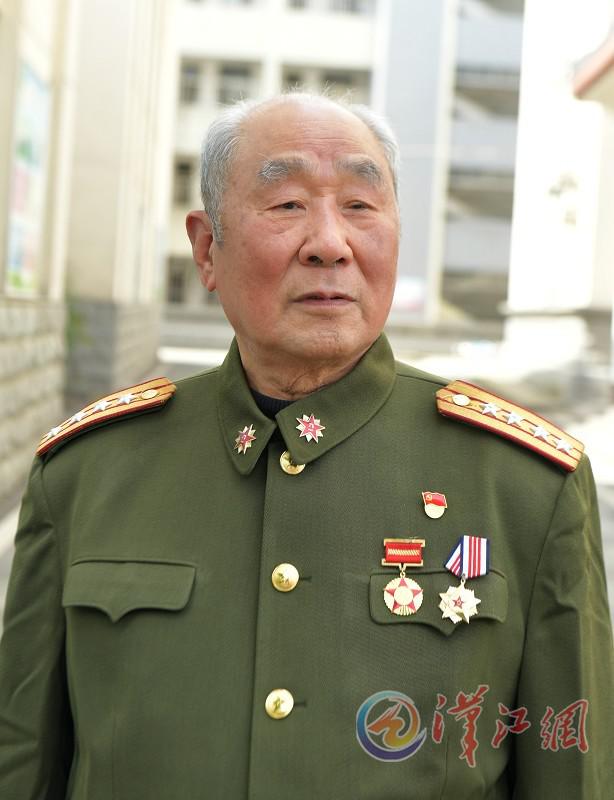 马正武：红色基因代代传