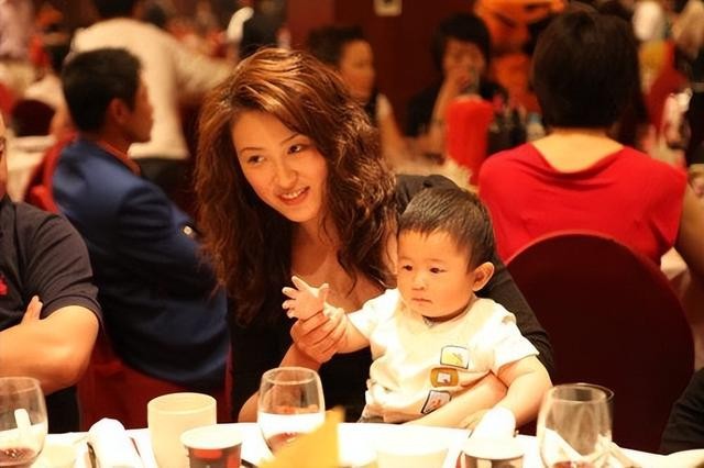 王志文个人资料简介(王志文的花花情史介绍)