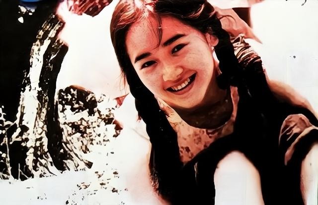 左小青个人资料简介(湖南美人左小青的人生浮沉史)