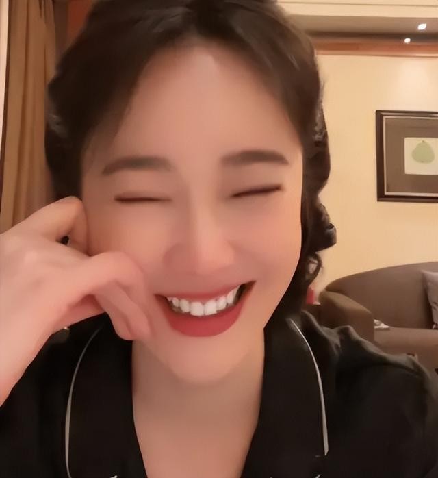 左小青个人资料简介(湖南美人左小青的人生浮沉史)