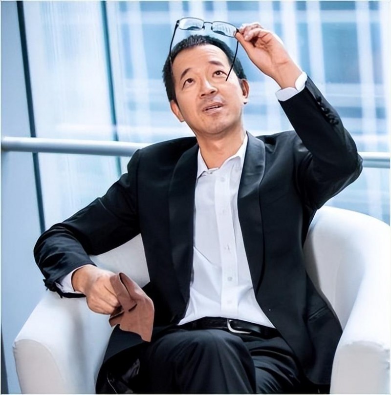 俞敏洪的妻子(凤凰男俞敏洪婚前卑微婚后弱势)