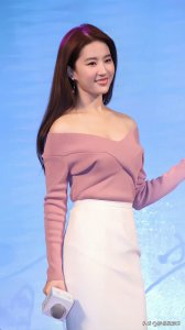 ​有一种美叫做刘亦菲，真的每一个瞬间都那么美。