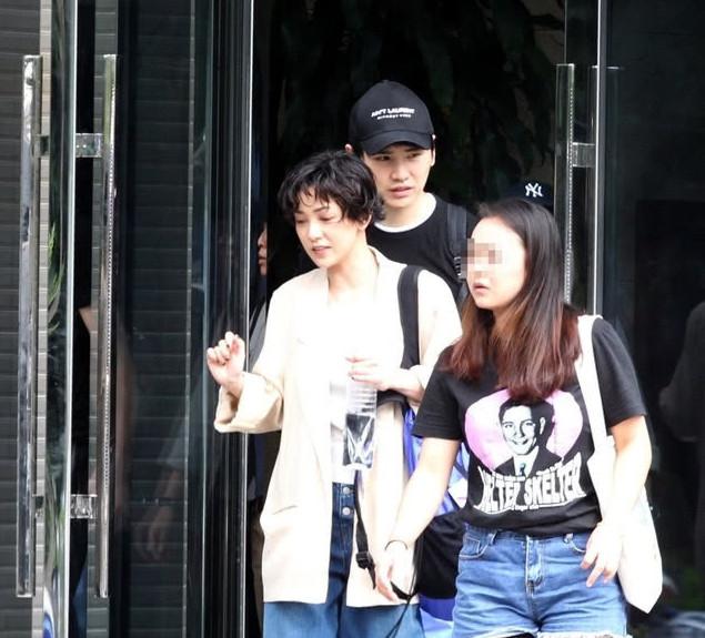 媒体报郭采洁整容变脸，本人怒发长文回呛：脸上只有你们的霸凌