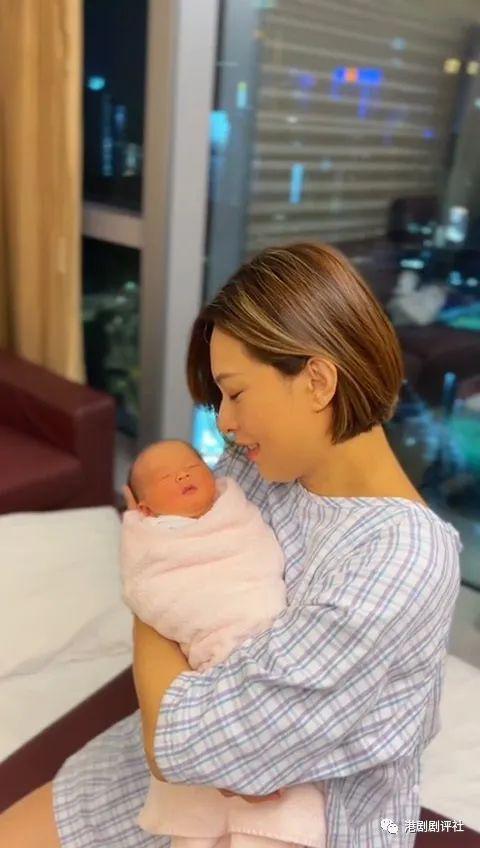 恭喜!42岁前TVB女星顺利诞下女儿