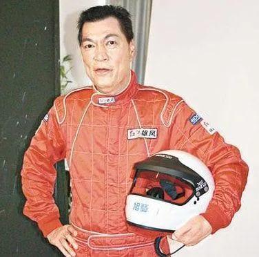 演员成奎安：两房妻子临死前险些撕破脸，病逝13年，孙子车祸离世