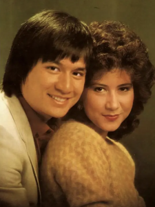 ​娱乐圈4位痴情的明星，看完他们的故事，我愿意相信爱情