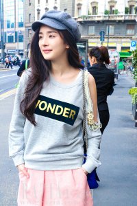 ​十大微博粉丝最多明星最新排行，姚晨已退到第三，哪两位在她前面