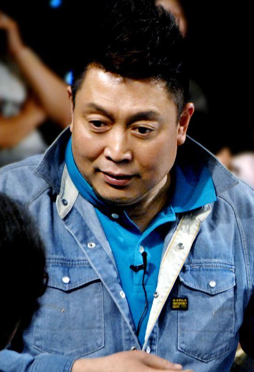 王为念个人资料简介（王为念有两段失败婚姻，有个好搭档王芳，儿子结婚后理解他的苦衷）