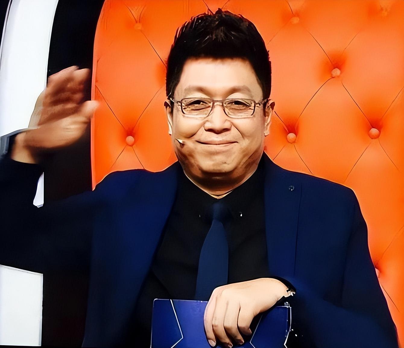 王为念个人资料简介（王为念有两段失败婚姻，有个好搭档王芳，儿子结婚后理解他的苦衷）