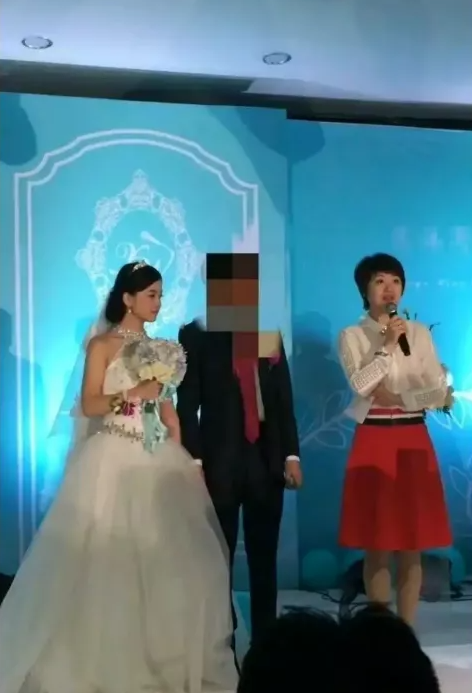 “央视最美女记者”王冰冰：私生活惨遭泄露，32岁离婚被网暴