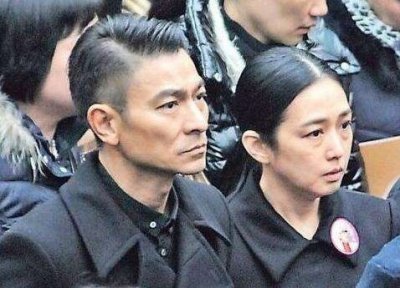 ​刘德华老婆身价近千亿 刘德华女儿照片曝光