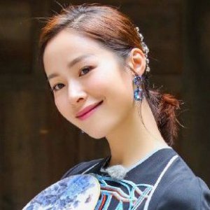 ​被刘銮雄兄弟包养2个月，与赌王传绯闻的袁咏仪，被张智霖宠27年