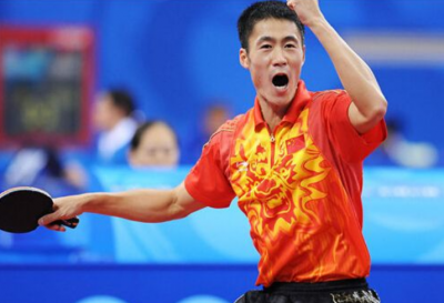 ​王励勤个人资料：情路坎坷，与赵薇谈过恋爱，终娶小十岁娇妻获幸福