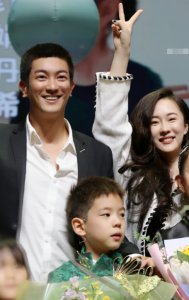 ​霍思燕个人详细资料介绍：26岁一脱成名，和多位大佬暧昧不清，两次插足黄奕的