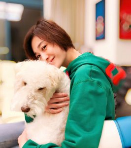 ​李小冉个人资料简介(与富商纠缠11年，转身嫁给男闺蜜)