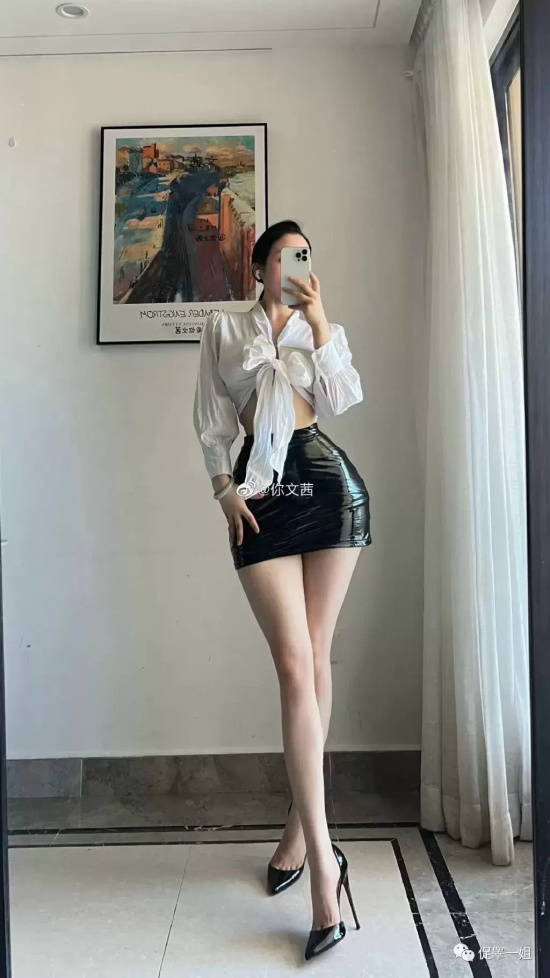 重庆最美女孩图片分享（重庆辣妹晒数张性感照片）