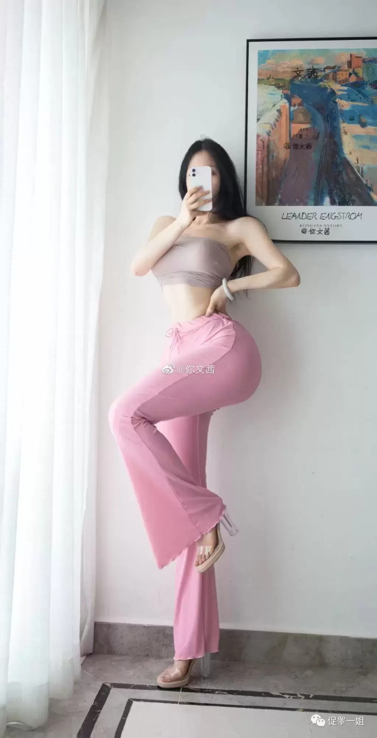 重庆最美女孩图片分享（重庆辣妹晒数张性感照片）