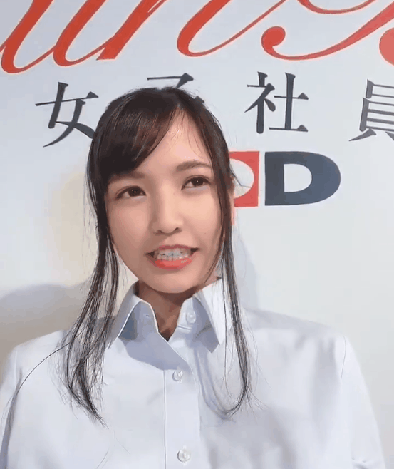 日本女星宮崎リン写真分享,日泰混血新人老师!