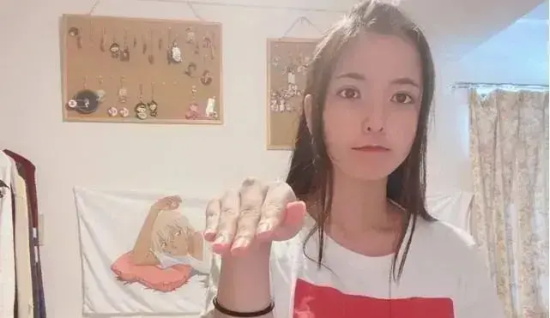 日本女星宮崎リン写真分享,日泰混血新人老师!