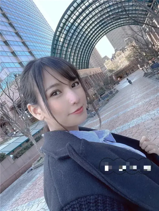 日本女星宮崎リン写真分享,日泰混血新人老师!