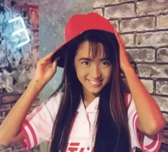 日本传奇女优的一生：为男友还债下海一炮而红，死后被无数人哀悼……