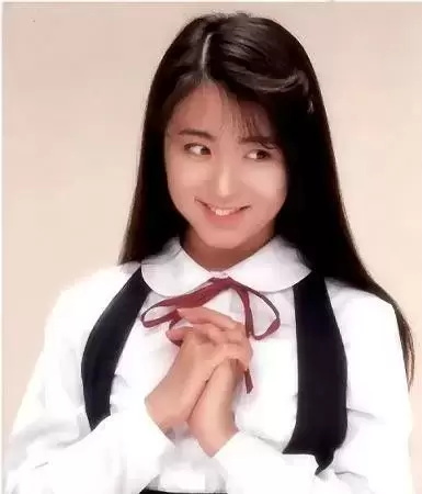 日本传奇女优的一生：为男友还债下海一炮而红，死后被无数人哀悼……