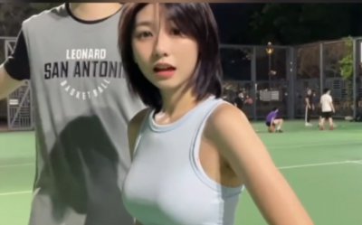 ​抖音程女士早期海外1V3视频哪里有得看程女士的瓜视频资源在哪能看到