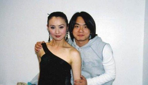 李赛凤老公是是谁 前夫自曝捉奸她和自己的干儿子在床