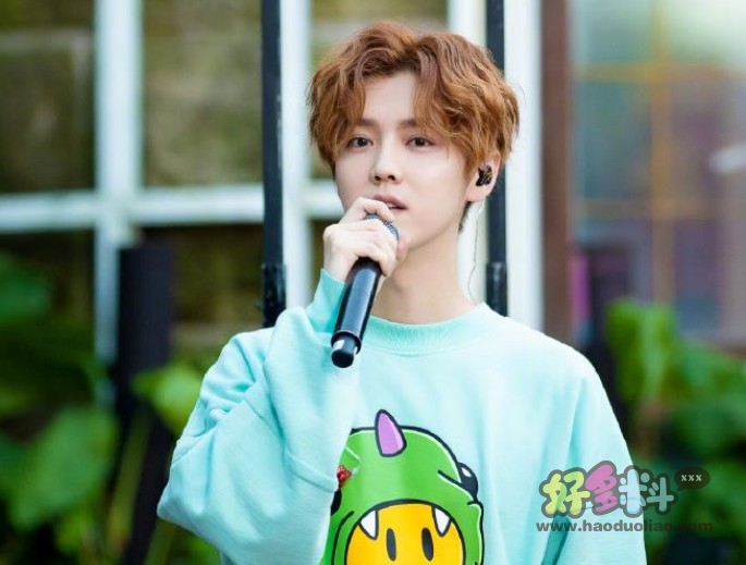 娱乐圈男星谁最时尚 长相帅气的他们私下竟然这么逗