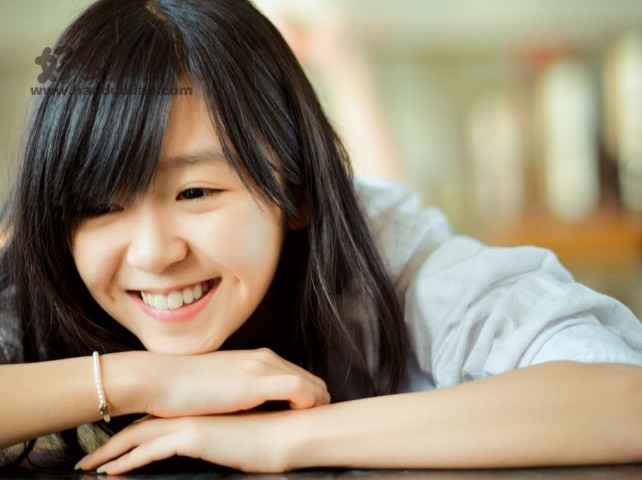 宋伊人性感照曝光 原来清纯的她私下还有这样的一面