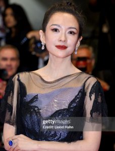 ​收手吧杨幂，别没完没了的“秀身材”，再有料观众也会腻