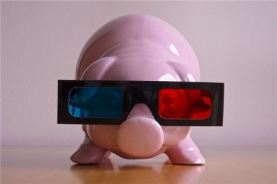 ​左边嘴唇下方有痣的女人