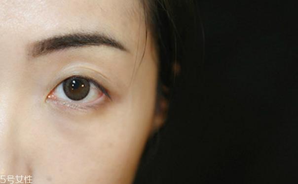 秋天画什么眉毛好看 眉毛画法教程