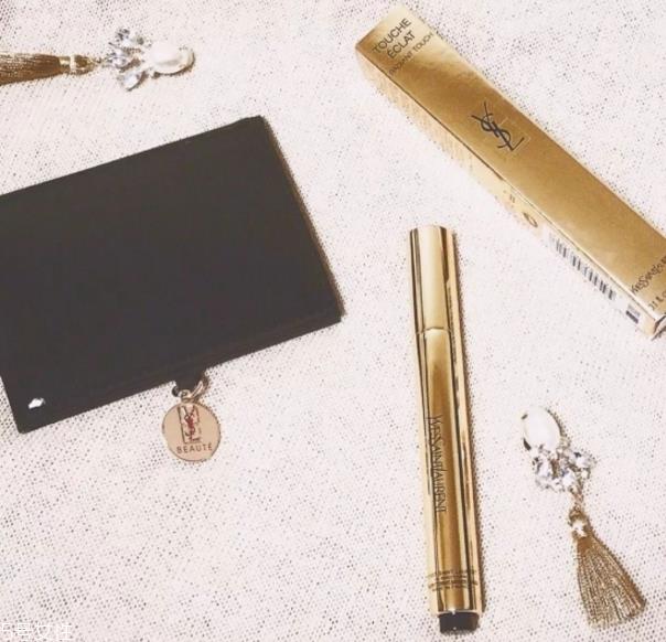 怎么遮黑眼圈效果最好 口碑超好的遮瑕产品推荐 怎么遮黑眼圈效果最好 口碑超好的遮瑕产品推荐