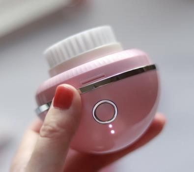 showyoung和nuface区别 showyoung是哪国的