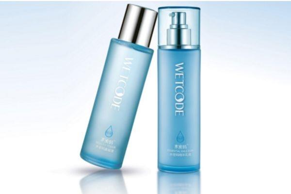 先擦水还是乳还是精华 先乳后水和先水后乳区别 先擦水还是乳还是精华 先乳后水和先水后乳区别