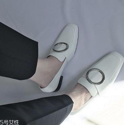 dorateymur鞋子多少钱？最近超火的小众鞋牌