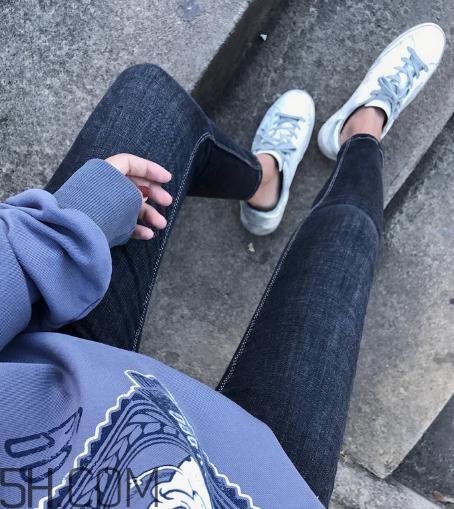 牛仔裤能用柔顺剂吗？牛仔裤可以用金纺吗？