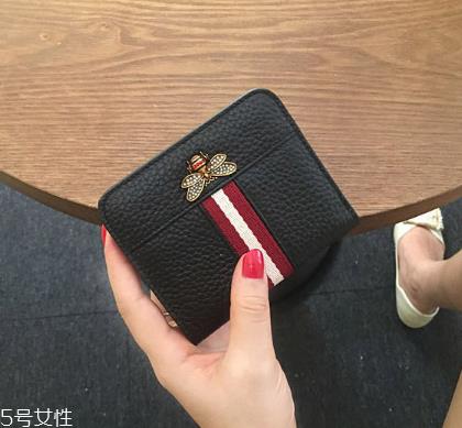 钱包里放照片好吗？钱包里放照片的意义