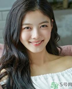 金裕贞妆容 金裕贞蜜桃妆怎么化? 金裕贞妆容 金裕贞蜜桃妆怎么化?